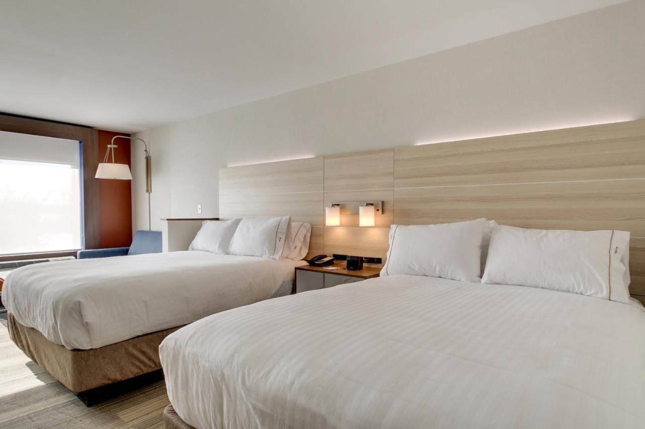 Holiday Inn Express & Suites Galesburg By Ihg Εξωτερικό φωτογραφία